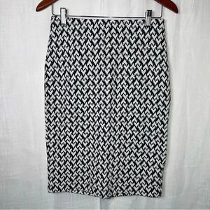 Philosophy NWT Elasticized Waist Back Slit Textured Ponte Pencil Skirt Sz 2